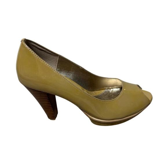 SOFFT Ramona II Peep Toe women's Dress Shoes/Heels; 7.5 Tan patient leather - Picture 2 of 10